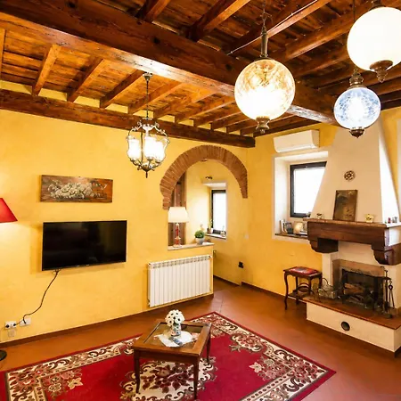 Real Rustic Tuscany Style In Center
