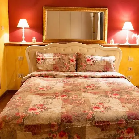 Real Rustic Tuscany Style In Center *