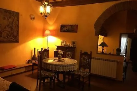 Real Rustic Tuscany Style In Center Apartment *