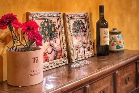 Real Rustic Tuscany Style In Center Apartment Florence