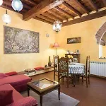 Real Rustic Tuscany Style In Center 公寓