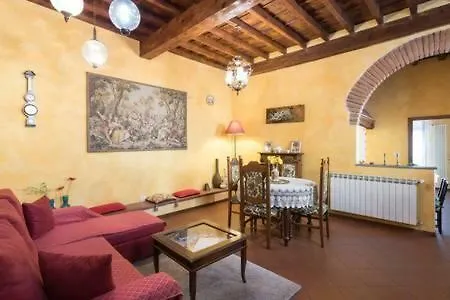 Real Rustic Tuscany Style In Center شقة