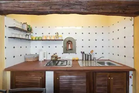 Real Rustic Tuscany Style In Center *