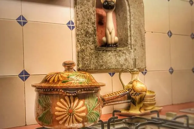 Real Rustic Tuscany Style In Center *